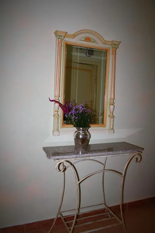 Villa Tamara Bucharest 3*,  Romania